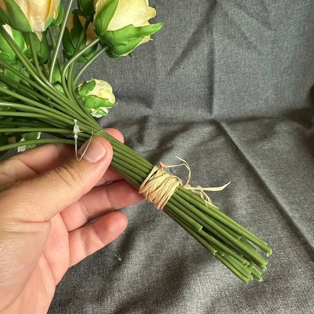 Artificial Roses Yellow Floral Bouquet Faux Silk Flowers Decor